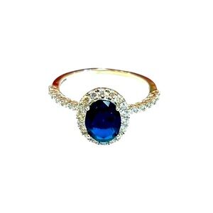 💙Cubic Zirconia Simulated Sapphire Ring💙